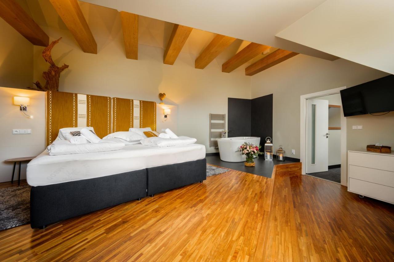 Hotel Premier- Adults Only Bedrichov  Ngoại thất bức ảnh