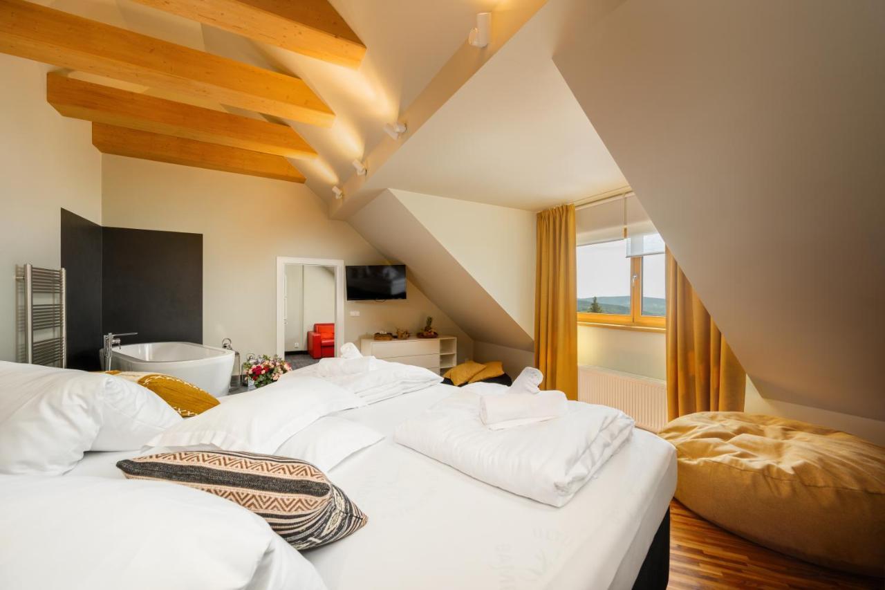 Hotel Premier- Adults Only Bedrichov  Ngoại thất bức ảnh