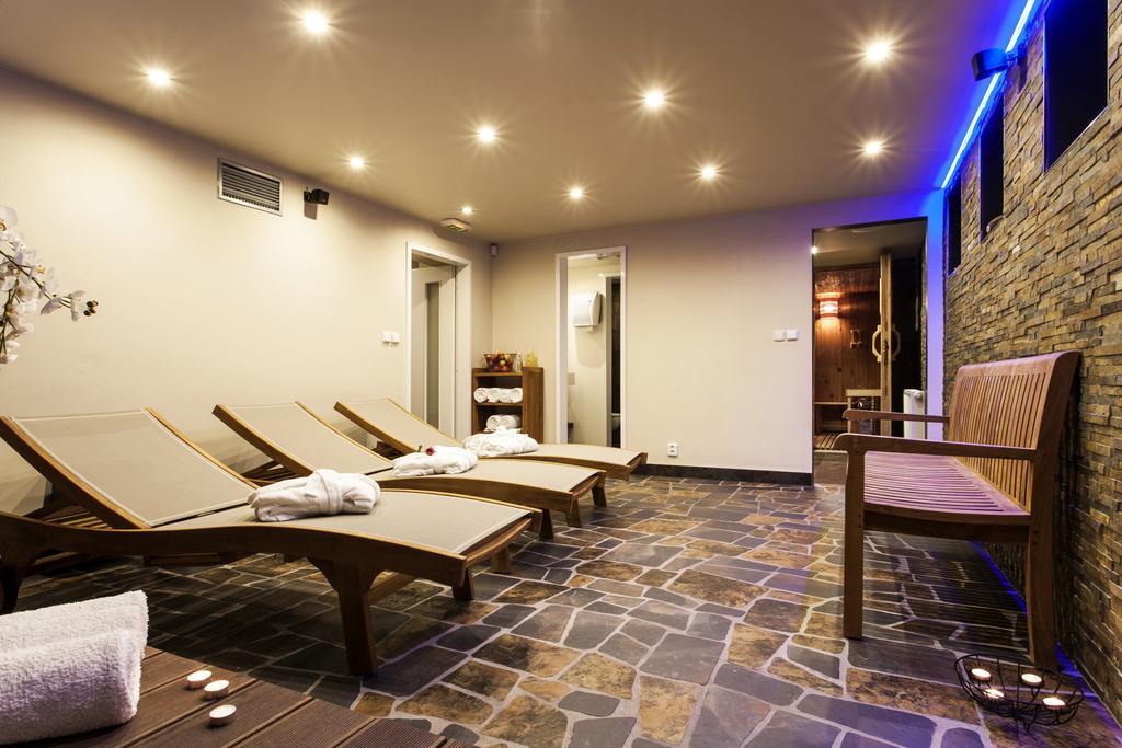 Hotel Premier- Adults Only Bedrichov  Ngoại thất bức ảnh